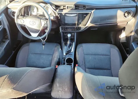 2017 Toyota Corolla L z USA, uszkodzony, nr VIN 2T1BURHEXHC929986